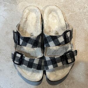 Birkenstock Arizona Black White Flannel Check Shearling Sandals 39 slippers